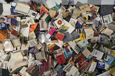👀LARGE LOT OF MATCHBOOK COVERS - MIXED BUSINESSESS👍 picture