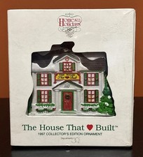 Dept 56 Village RONALD McDONALD HOUSE The House That Love Built 1997 Ornament picture