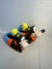 Disney Goofy Slippers M/L | Happy Feet Plush 3D Character picture
