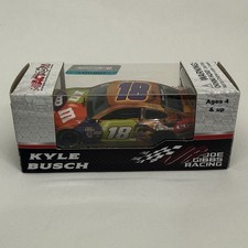 2017 Kyle Busch #18 M&M’s Halloween 1:64 diecast Action Racing ARC Gold Series picture