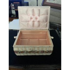 Vintage 1970s Floral WovenSewingBasketBoxwHandle&RemovableOrg.TrayMadeinKorea picture
