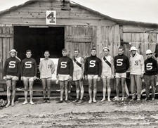 1927 STANFORD UNIVERSITY ROWING CREW Photo (213-B ) picture