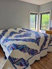 NEW Amish Hand Stitched King Quilt 114x104 Blue Purple Heart Log Cabin Bedspread picture