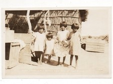 Unique photograph PIMA INDIAN GIRLS children BASKET adobe home 1900s Arizona SW picture
