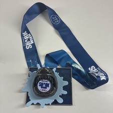 2020 Discovery Channel Shark Week Medal and Lanyard Three-Dimensional picture