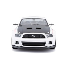 Maisto 31506W 1:24 2014 Ford Mustang Street Racer, Assorted Colours, Blanco picture