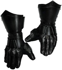 Conquest Undead Gauntlets - Black - One Size Armour picture