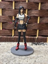 Final Fantasy VII Tifa Lockhart collectible figure with display base picture