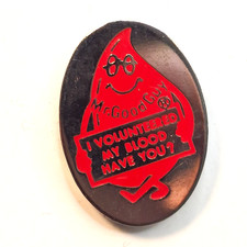 Vintage Blood Donor Lapel Pin I volunteered my blood Mr. Good Guy picture
