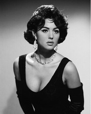 Beautiful Actress & Model MONICA BELLUCCI Publicity Picture Poster Photo 8x10 picture