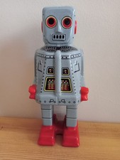 1984 Ditto Reproductions Limited Edition Ceramic Robots set of 6 picture