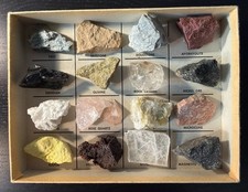 Vintage Smithsonian Institution Rock & Mineral Collection (Over 40 yrs old) picture