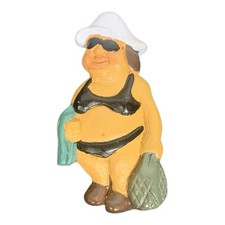 The Beachcombers Intl. 1985 Figurines Woman Figurine picture