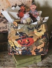Vintage Style Halloween Boo Bag Gift Set Vinyl Tote Pumpkin Cutouts Hand Lotion picture