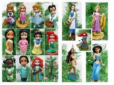 Princess Deluxe 12 Piece Christmas Ornament Set with Random Princesses (Uniqu... picture