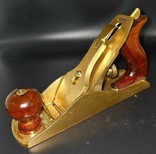 Vintage LAKESIDE  NO. 4 SMOOTH BENCH PLANE 9 3/4 x 2 inch  Complete picture