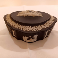 black wedgewood trinket box picture