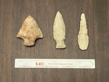Authentic Native American Indian Arrowheads and Drill picture