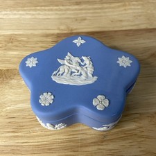 Wedgwood Made in England Jasperware Trinket Dish Lid Blue Star Shaped  Pegasus picture