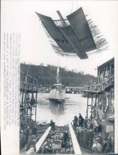 Harlem River Submarine Chaser Pc485 P563 Shipbuilding Vintage Photo 8x10 picture