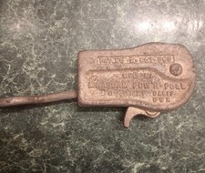 Vintage Maasdam Pow'r Pull Wire Cable Puller Burbank CA USA Pat # 2-607-095 Farm picture