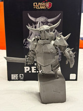 SUPERCELL Clash of Clans Discontinued P.E.K.K.A Stone Statue Figure picture