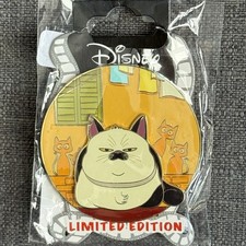 Disney DSSH Pixar Luca Machiavelli the Cat LE 400 Pin picture