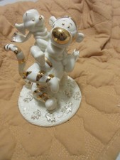 LENOX DISNEY BOUNCY, POUNCY FUN SHOW CASE COLLECTION E.U.C. picture