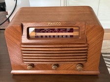 Vintage 1942 PHILCO Tube Radio 42-322 - WORKS - Beautiful Cabinet picture