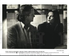 1994 Press Photo Michael Douglas & Demi Moore in 