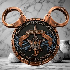 🔥U.S. Secret Service Disneyland Anaheim Office Gold Black Mickey Challenge Coin picture