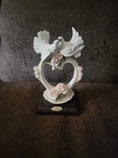 Vintage GUISEPPE ARMANI ~ EVERLASTING Florence Sculpture Figurine Doves Heart picture