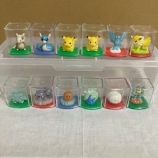 Pokemon Retro Case Figure 12 Piece Set Collectible 15+ picture
