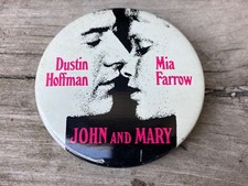 VTG JOHN AND MARY DUSTIN HOFFMAN MIA FARROW 1970 PINBACK BUTTON picture