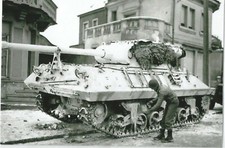 WW II Usa  Photo   ...M36 Jackson Tank Destroyer-- Winter Camo picture