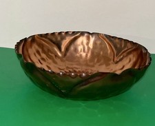 Vtg Gregorian Hand Hammered Copper Bowl Flower Design Scalloped 10