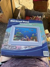 NIB Vintage Living Aquarium Rotating Motion Night Light Moving Ocean Lamp Fish picture