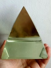 835 Grams Transparent  Yellowish Color Pyramid Shape Monatomic Andara Crystal P3 picture