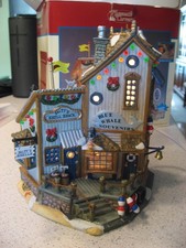 Lemax Plymouth Corners Salty's Shell Shack Lighted Ceramic Building #35791 picture