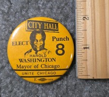 VTG Harold Washington City Hall Punch 8 Mayor Chicago Pinback Button picture