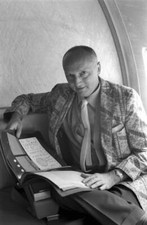 Harold Robbins author New York 1966 OLD PHOTO 1 picture