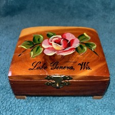 Vintage Hand Painted Rose Keepsake Wood Box Souvenir Lake Geneva Wisconsin #Q picture