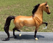 Breyer National Show Horse Madison Avenue Rejoice picture