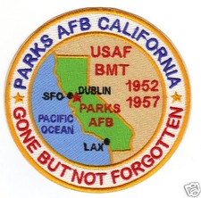 USAF BASE PATCH, PARKS AFB, DUBLIN CALIFORNIA, FORMER USAF BMT, 1952-1957 Y picture
