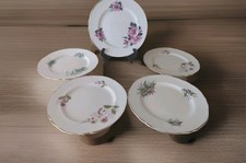 Set (5) 8