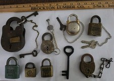 Antique/Vintage Padlock Lot picture