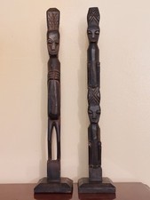 Vintage Pair of Hand-Carved African Wooden Totem Sculptures 21