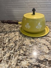 Vth Retro MCM Gold Fondue Pot 1970s White Flower Wood Handle Lid Underplate 3 Pc picture