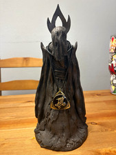 Mysterious Package Company Hastur Statue & Yellow Sign Necklace Set - Prop picture