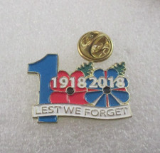 Enamel Poppie1  WW1 Centenary 1918 2918 Forget Me Not Pin Badge Remembrance picture